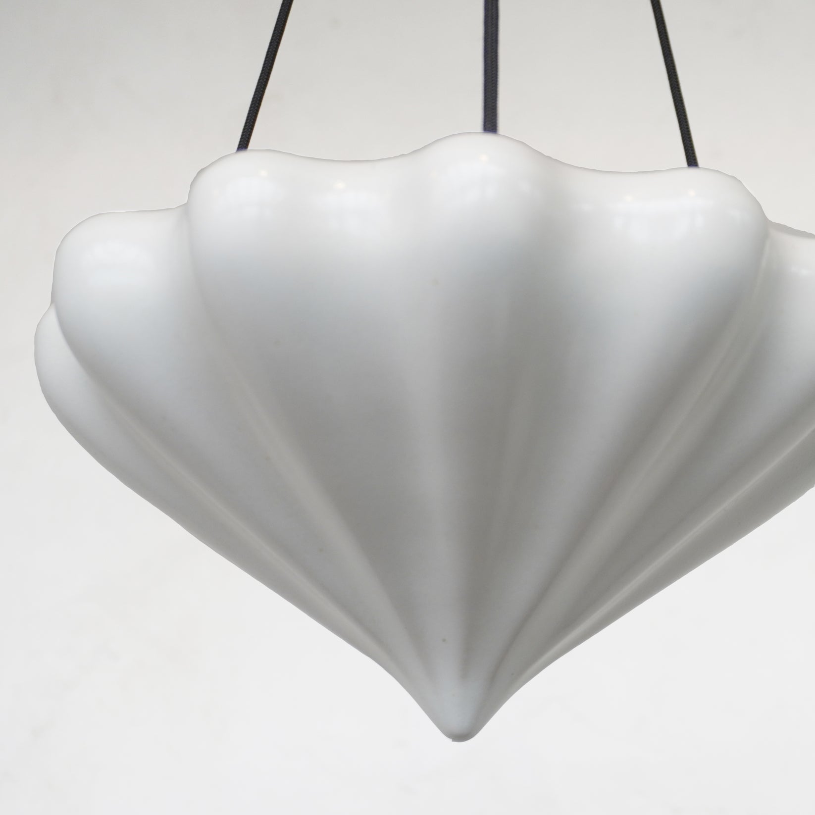 Fluted Hanging Planter, Ceramic Porcelain, White – Pangea Ceramics